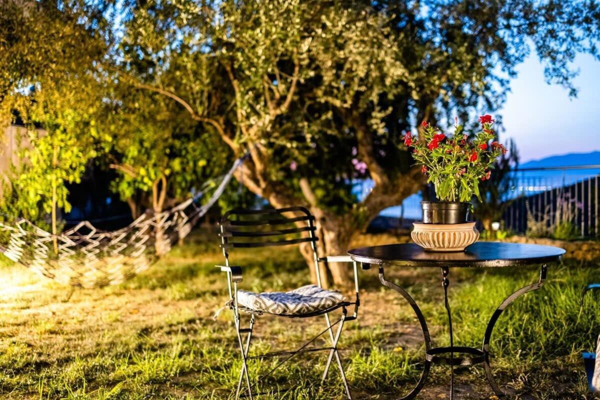 Kitries Summer Getaway - Eden Cozy Suite Kitriai Ngoại thất bức ảnh